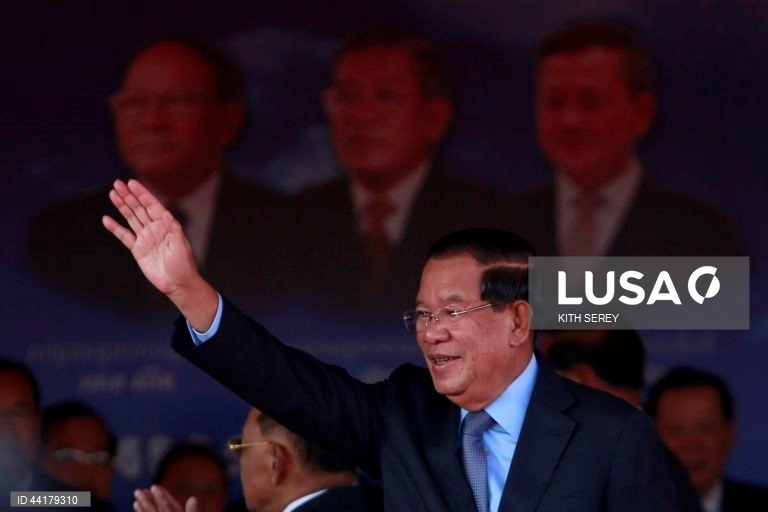 Camboja: Celebrações dos 46 anos do fim do regime khmer vermelho