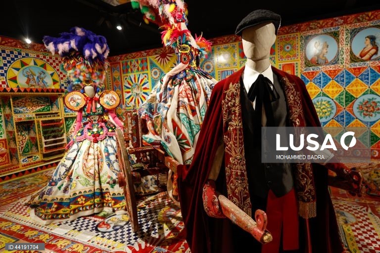 Paris: Inauguração da exposição Dolce & Gabbana no Grand Palais.