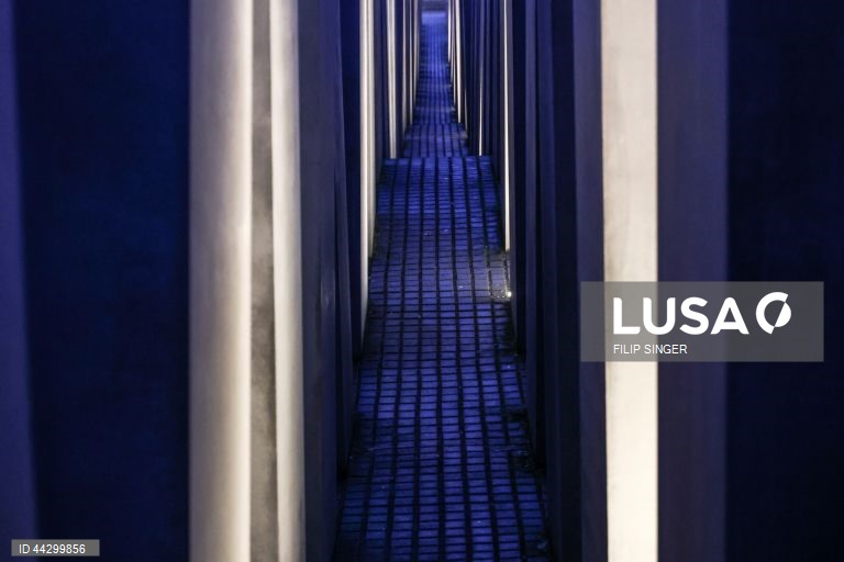 Alemanha: Dia Internacional em Memória das Vítimas do Holocausto em Berlim