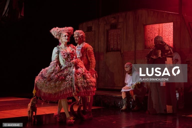 Austrália: Ópera Australia de "Candide" na Sydney Opera House