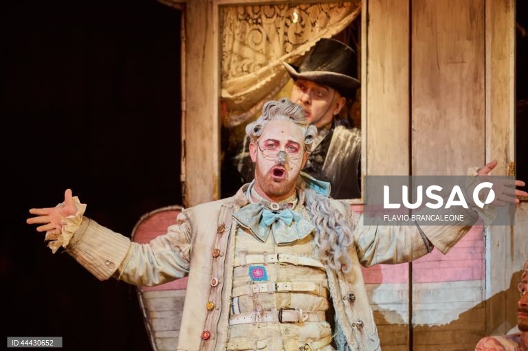 Austrália: Ópera Australia de "Candide" na Sydney Opera House