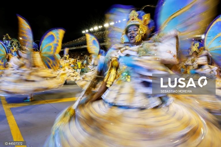 Carnaval de São Paulo 2025 no sambódromo do Anhembi em São Paulo, Brasil.