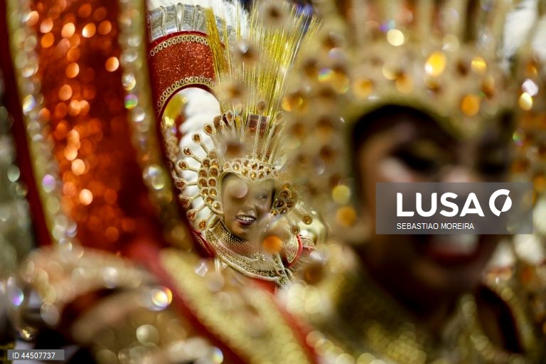 Carnaval de São Paulo 2025 no sambódromo do Anhembi em São Paulo, Brasil.