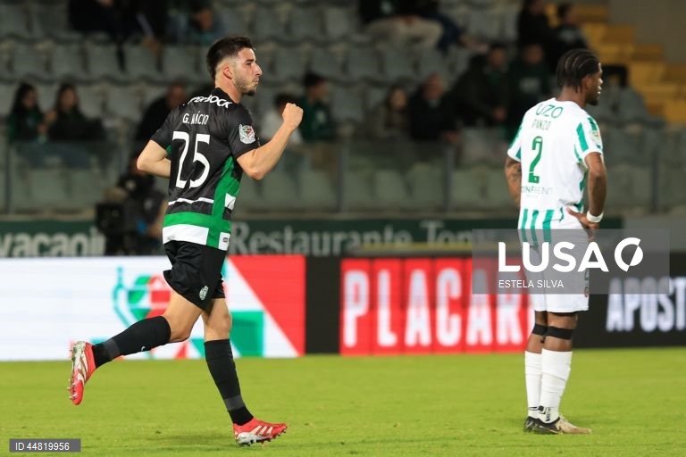  O Sporting voltou a vencer hoje o Rio Ave, agora por 2-1, em Paços de Ferreira, e apurou-se para a final da Taça de Portugal em futebol, com um agregado de 4-1.