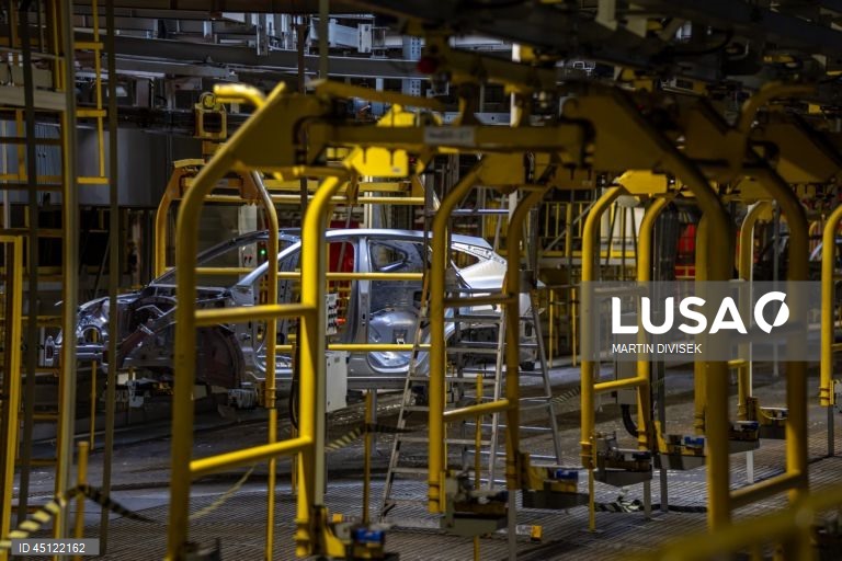 República Checa: Fábrica de automóveis da Hyundai em Nosovice