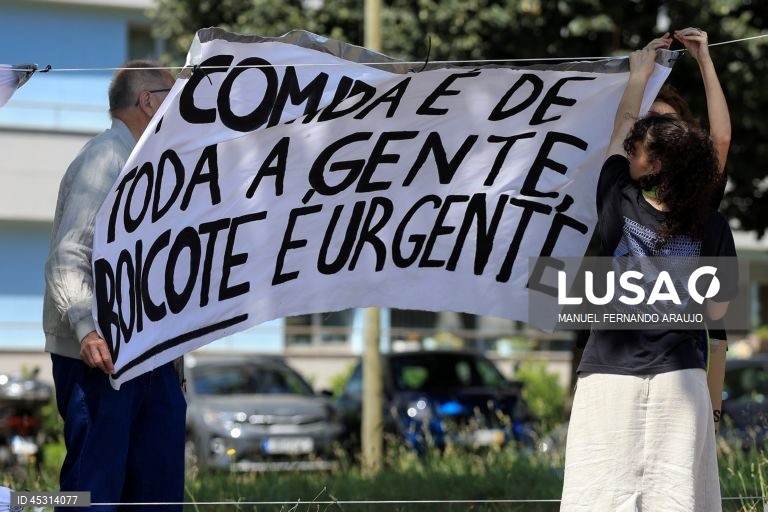 Ação pelo fim do genocídio em Gaza no Porto