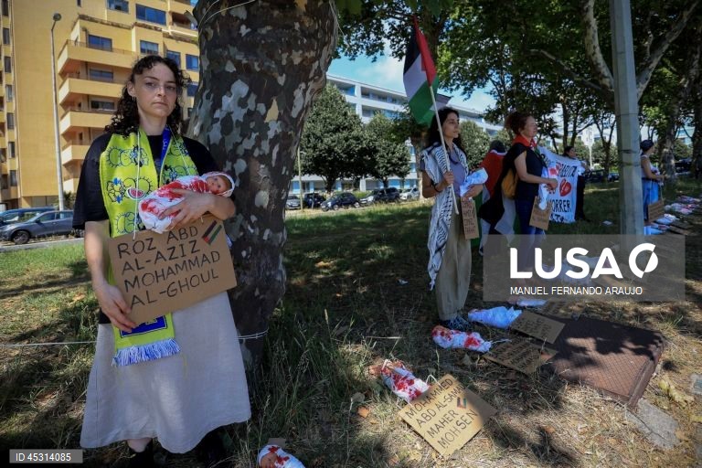 Ação pelo fim do genocídio em Gaza no Porto