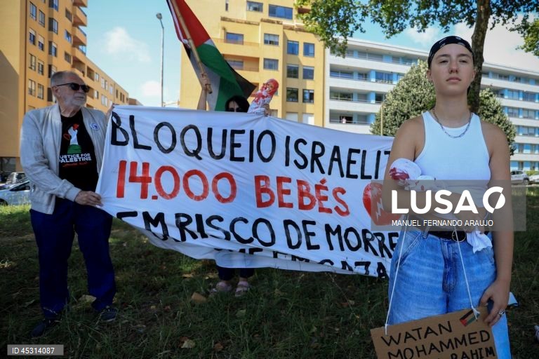 Ação pelo fim do genocídio em Gaza no Porto