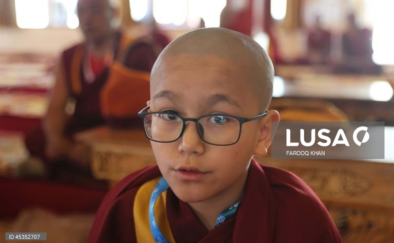 Índia: Visita do Dalai Lama ao mosteiro de Zanaskar adiada devido ao mau tempo.