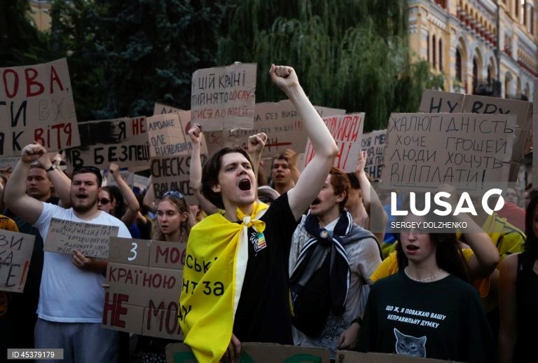 Ucrânia: Protesto em Kiev contra a corrupção em Kiev