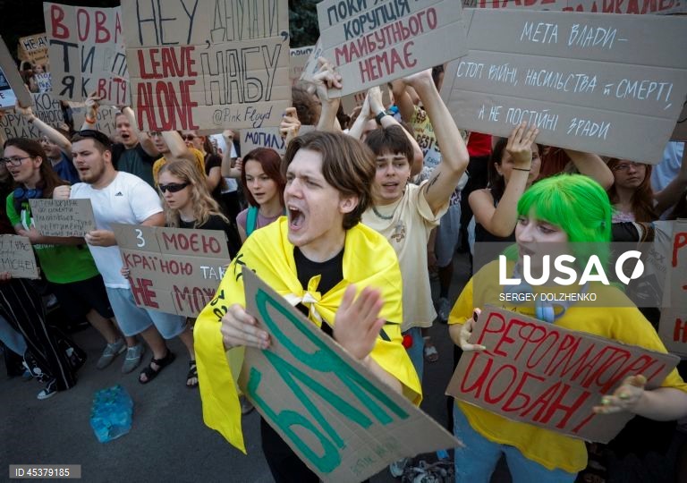 Ucrânia: Protesto em Kiev contra a corrupção em Kiev