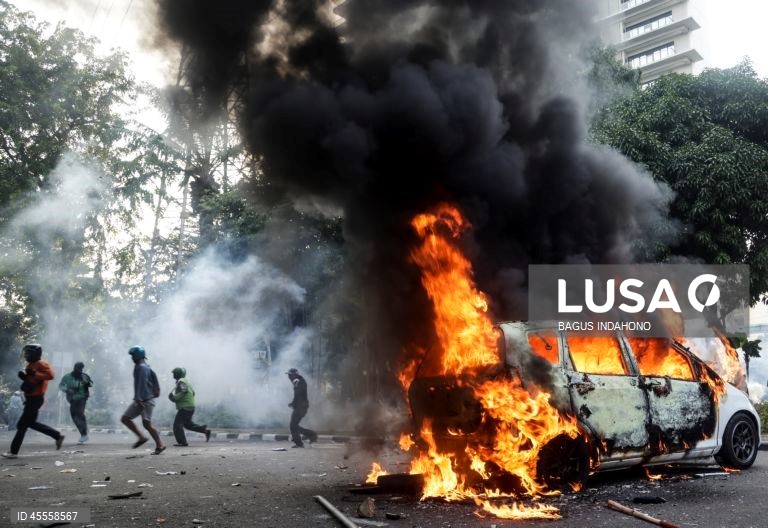 Indonésia: Morte de condutor de motociclo gera protestos em Jacarta