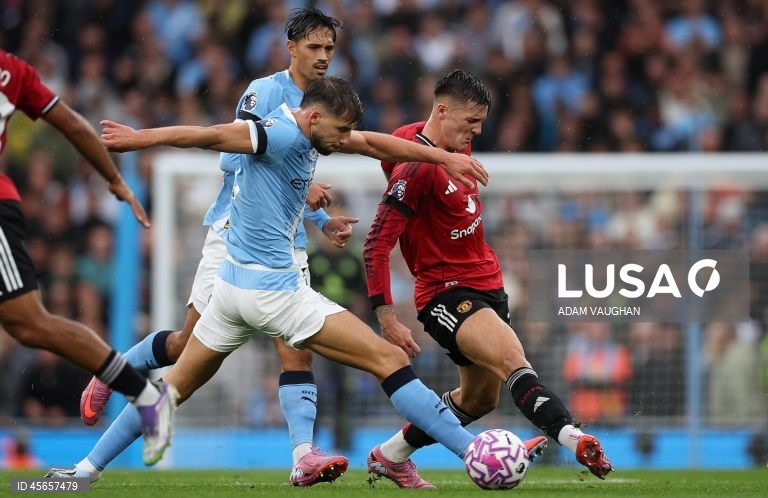 Futebol: Liga inglesa - Manchester City vs Manchester United