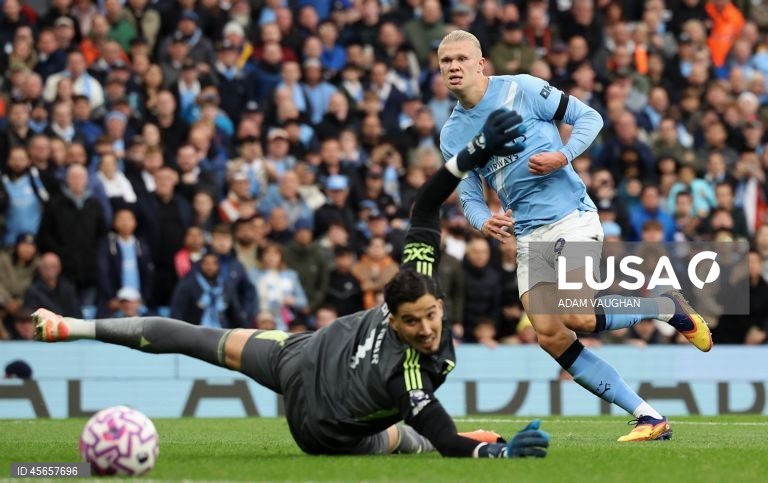 Futebol: Liga inglesa - Manchester City vs Manchester United