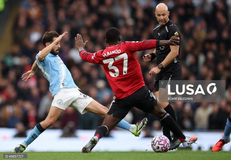 Futebol: Liga inglesa - Manchester City vs Manchester United