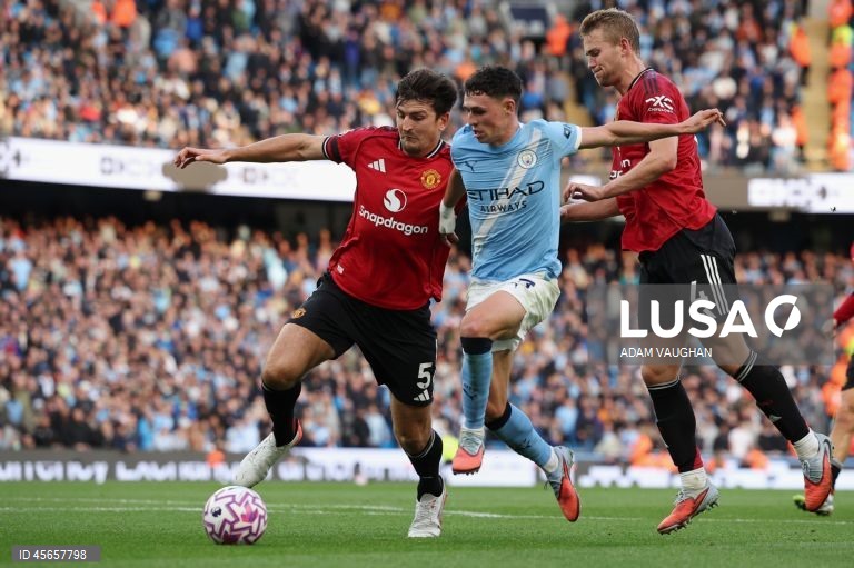 Futebol: Liga inglesa - Manchester City vs Manchester United