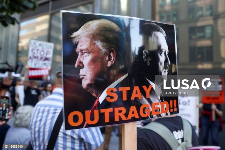 Protestos em Nova Iorque contra suspensão do programa de tv de Jimmy Kimmel