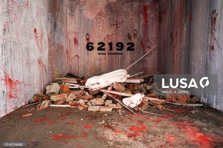 Visita à Red Zone Gallery, uma "galeria" de arte pública dedicada à Palestina, que está a ser criada num espaço abandonado na Póvoa de Santo Iria, 17 de setembro de 2025. (ACOMPANHA TEXTO DE 26 DE SETEMBRO DE 2025). MIGUEL A. LOPES/LUSA