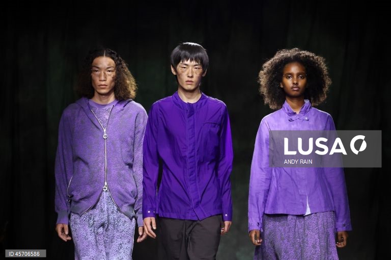 London Fashion Week SS26 - Desfile Charlie Constantinou