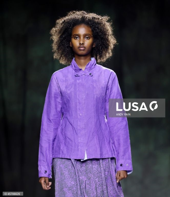 London Fashion Week SS26 - Desfile Charlie Constantinou