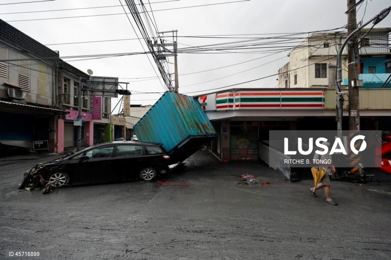 Taiwan: O supertufão Ragasa mata 14 pessoas e deixa dezenas desaparecidas