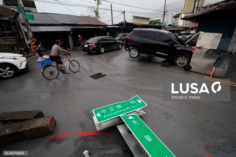 Taiwan: O supertufão Ragasa mata 14 pessoas e deixa dezenas desaparecidas