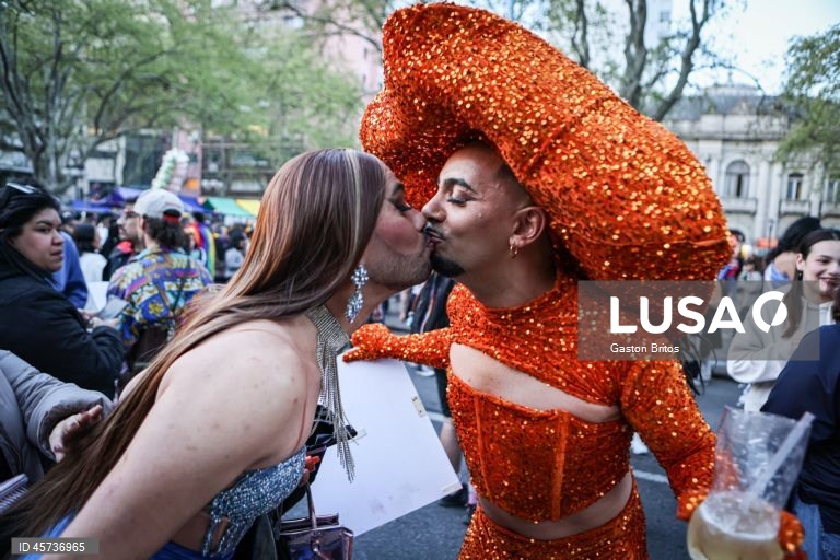 Marcha pela diversidade em Montevidéu.