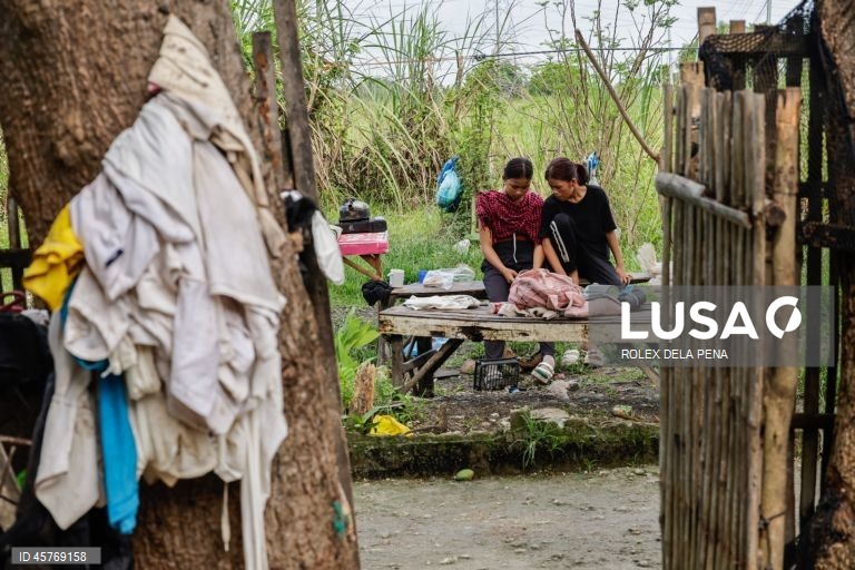 Filipinas: Rescaldo do terramoto na Ilha de Cebu