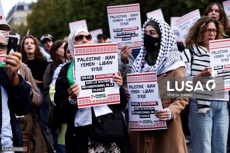 França: Novo dia de greves e manifestações 