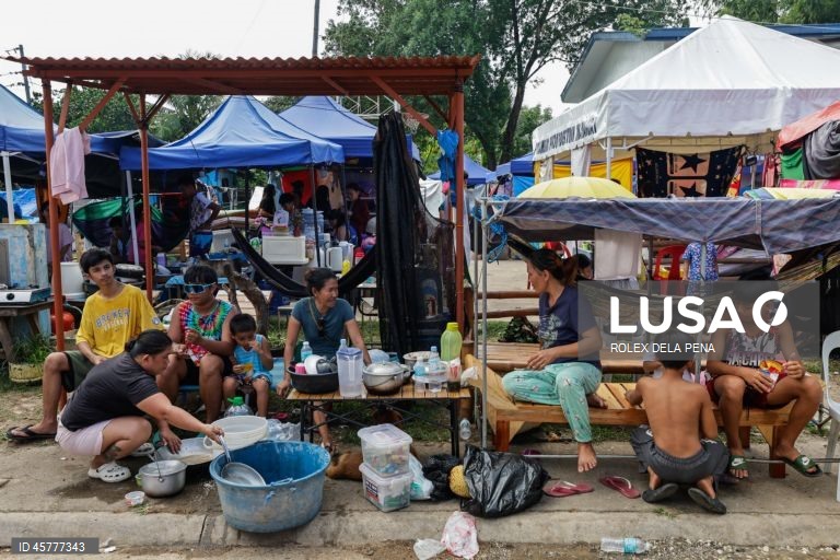 Filipinas: Ajuda governamental às vítimas do sismo na Ilha de Cebu