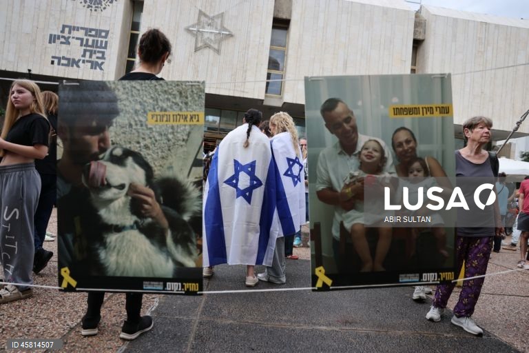 Israel: Comemorações em Tel Aviv após o anúncio do acordo de paz com Gaza