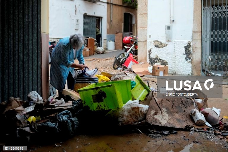 Espanha: Rescaldo das inundações na Catalunha