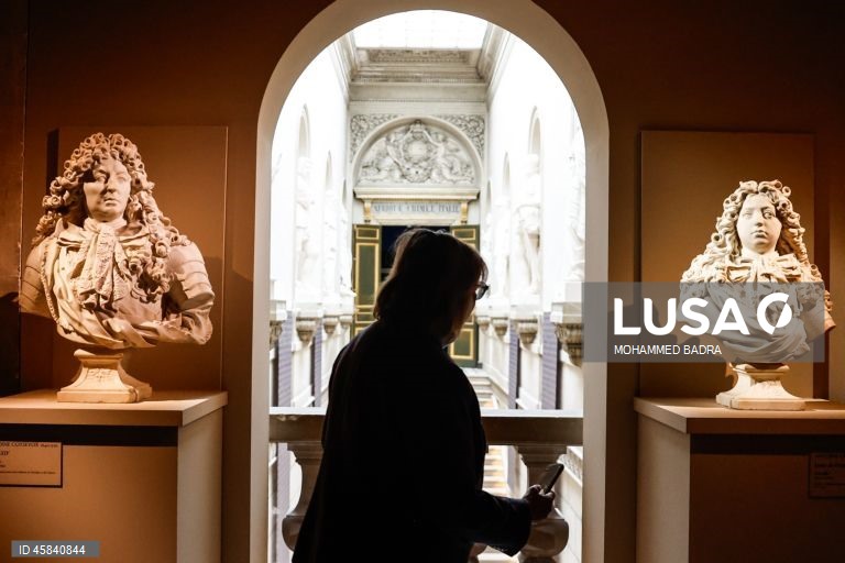 França:  Exposição sobre Grão-Delfim Luís de França no Palácio de Versalhes