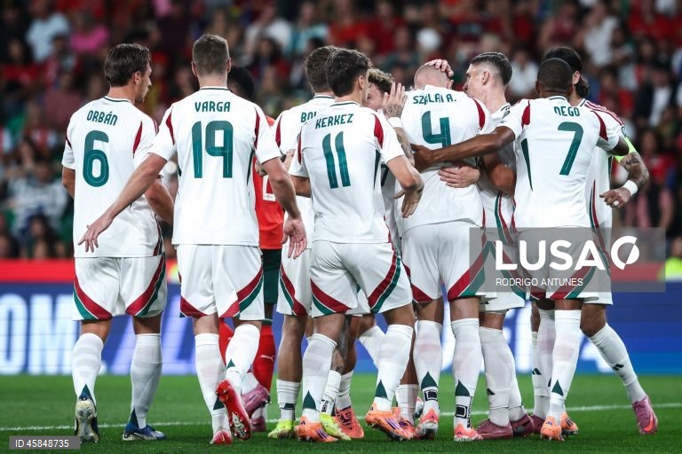 Portugal empatou 2-2 com a Hungria, na quarta jornada do Grupo F de qualificação europeia, e adiou a possibilidade de se apurar já hoje para a fase final do Mundial de futebol de 2026.