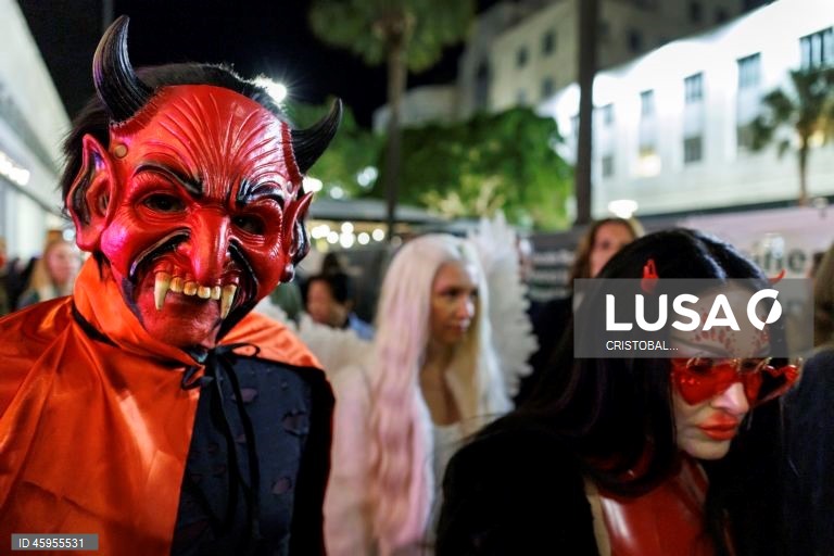 Festa de Halloween em Miami Beach 2025