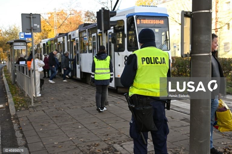 Dia de Todos os Santos na Polónia