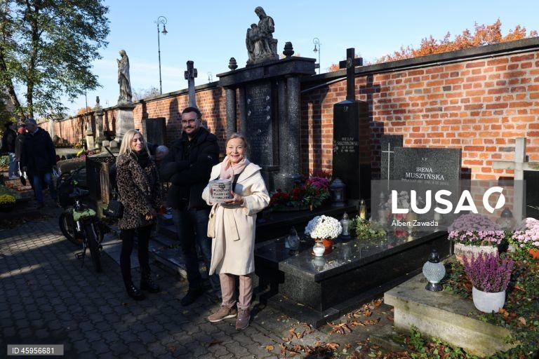 Dia de Todos os Santos na Polónia