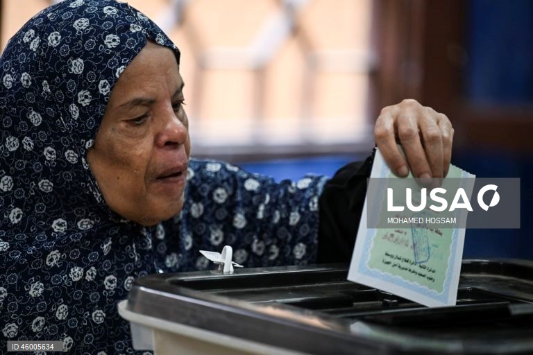 Egito: Primeira ronda das eleições parlamentares