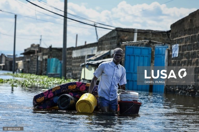 Quénia: Pessoas deslocadas pelas inundações do Lago Naivasha