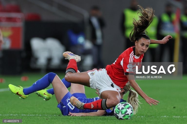 Futebol: Liga dos Campeões Feminina - Benfica vs Twente