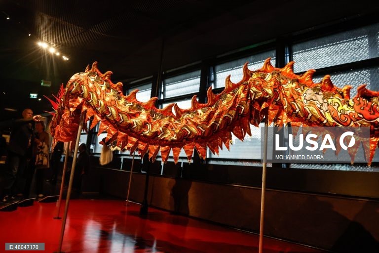 França: Exposição "Dragões" no Museu Quai Branly em Paris