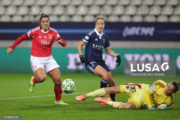 O Benfica piorou hoje a sua situação na Liga dos Campeões feminina de futebol, ao perder fora com as francesas do Paris FC (2-0), na quarta e antepenúltima jornada da fase de liga, penalizado por uma expulsão e erros a finalizar.