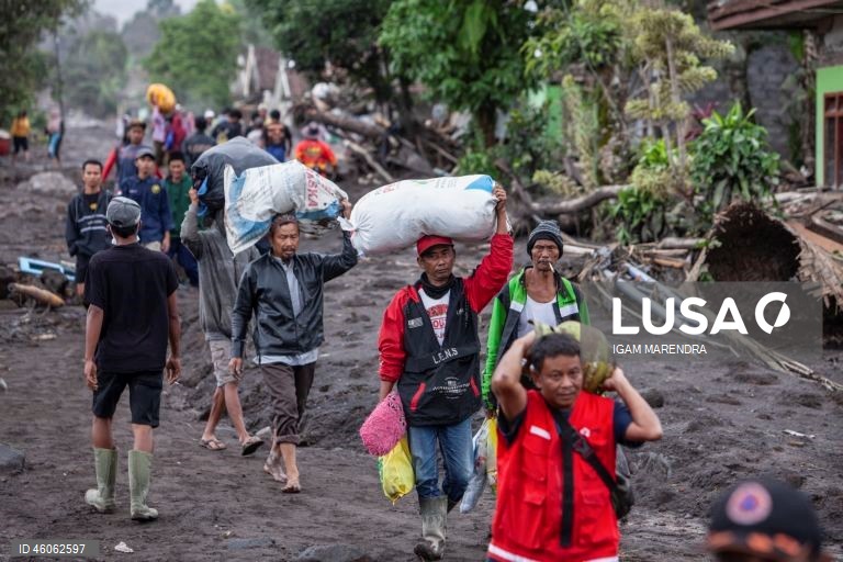 Indonésia: Consequências da erupção do vulcão Semeru