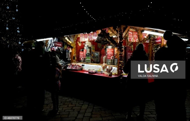 Estónia: Mercado de Natal abre em Tallinn