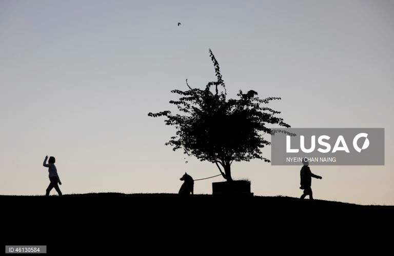 Myanmar: Nascer do Sol em Yangon