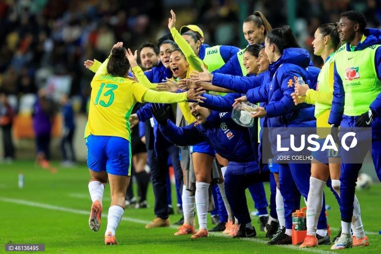 Portugal foi hoje goleado pelo Brasil, por 5-0, em Aveiro, num jogo de preparação para a fase de qualificação europeia para o Mundial2027 feminino de futebol, que começa em março de 2026.