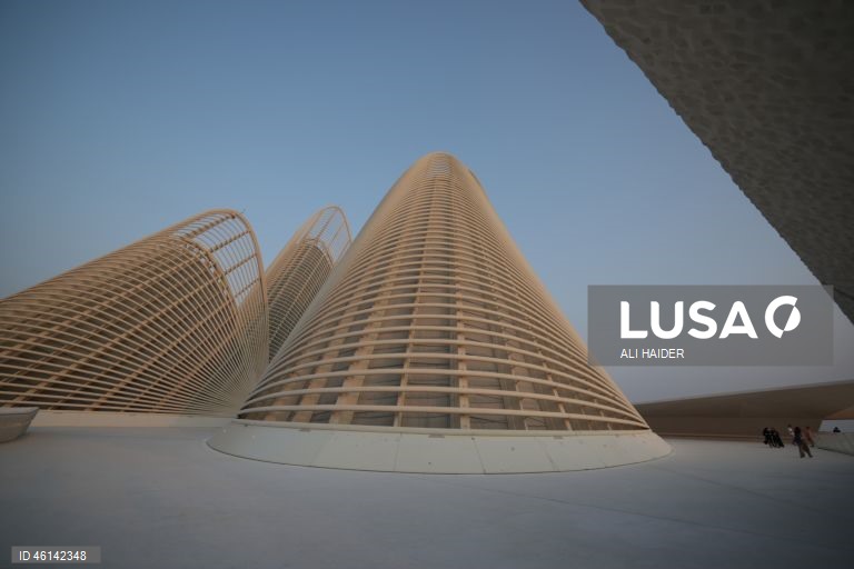 Abu Dhabi: Inauguração do Museu Nacional Zayed