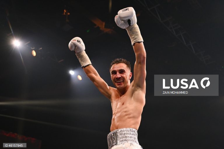 Jason Moloney, da Austrália venceu contra Herlan Gomez, das Filipinas, durante a luta pelo título WBC Australasian Bantamweight 2025 no Gold Coast Convention Centre, em Broadbeach, Austrália.