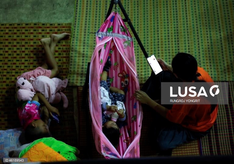 Tropas tailandesas e cambojanas entram em confronto devido a disputa fronteiriça.