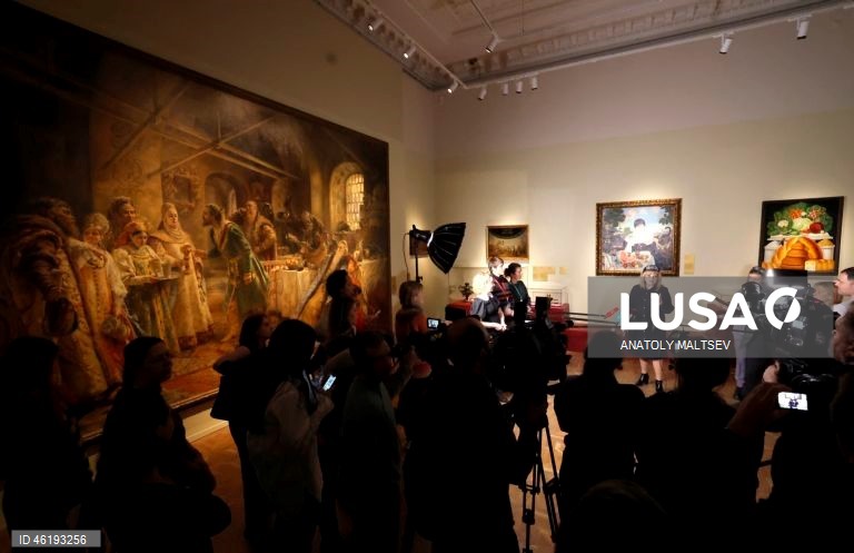 Rússia: Exposição "Tradição Russa" em São Petersburgo.